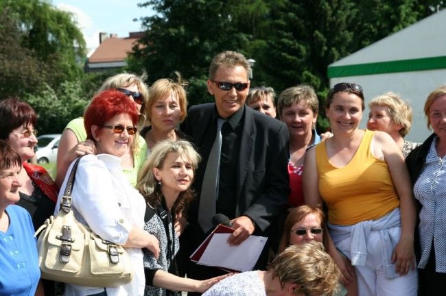 file.jpg